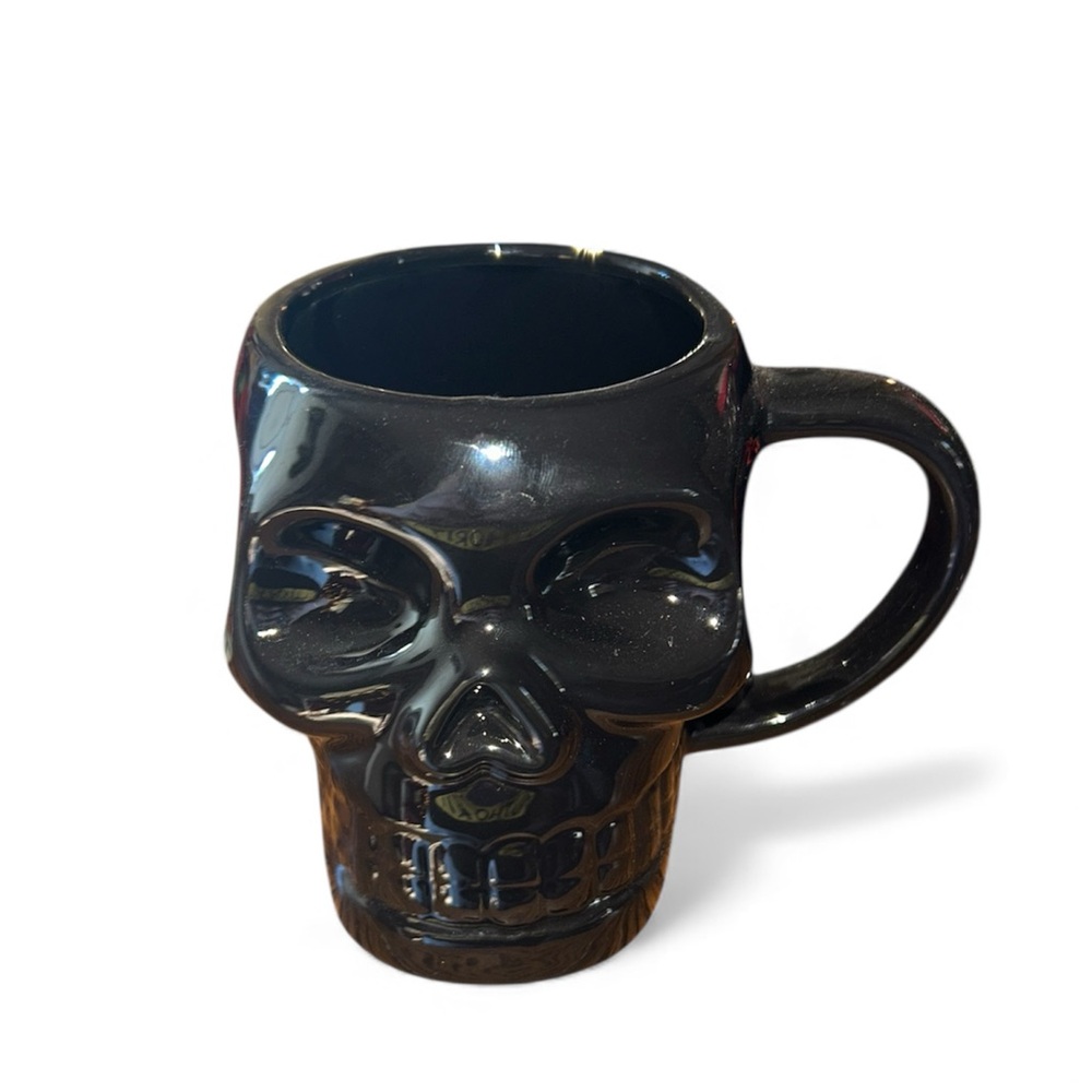 Black Skull Ceramic Mug